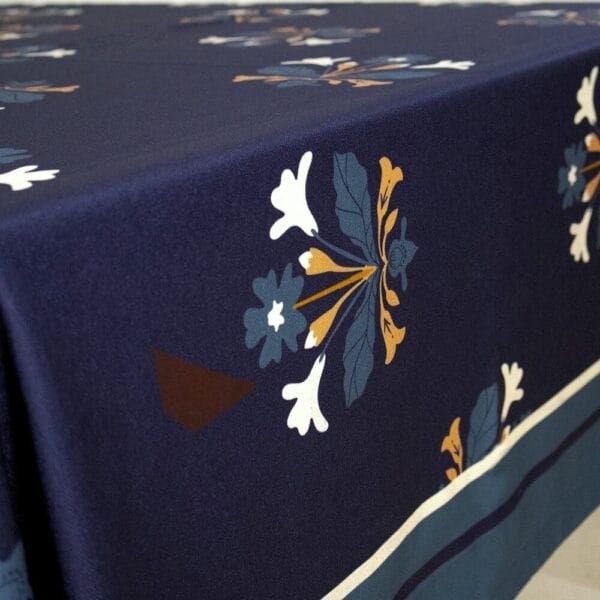 Mantel Balmoral detalle 2